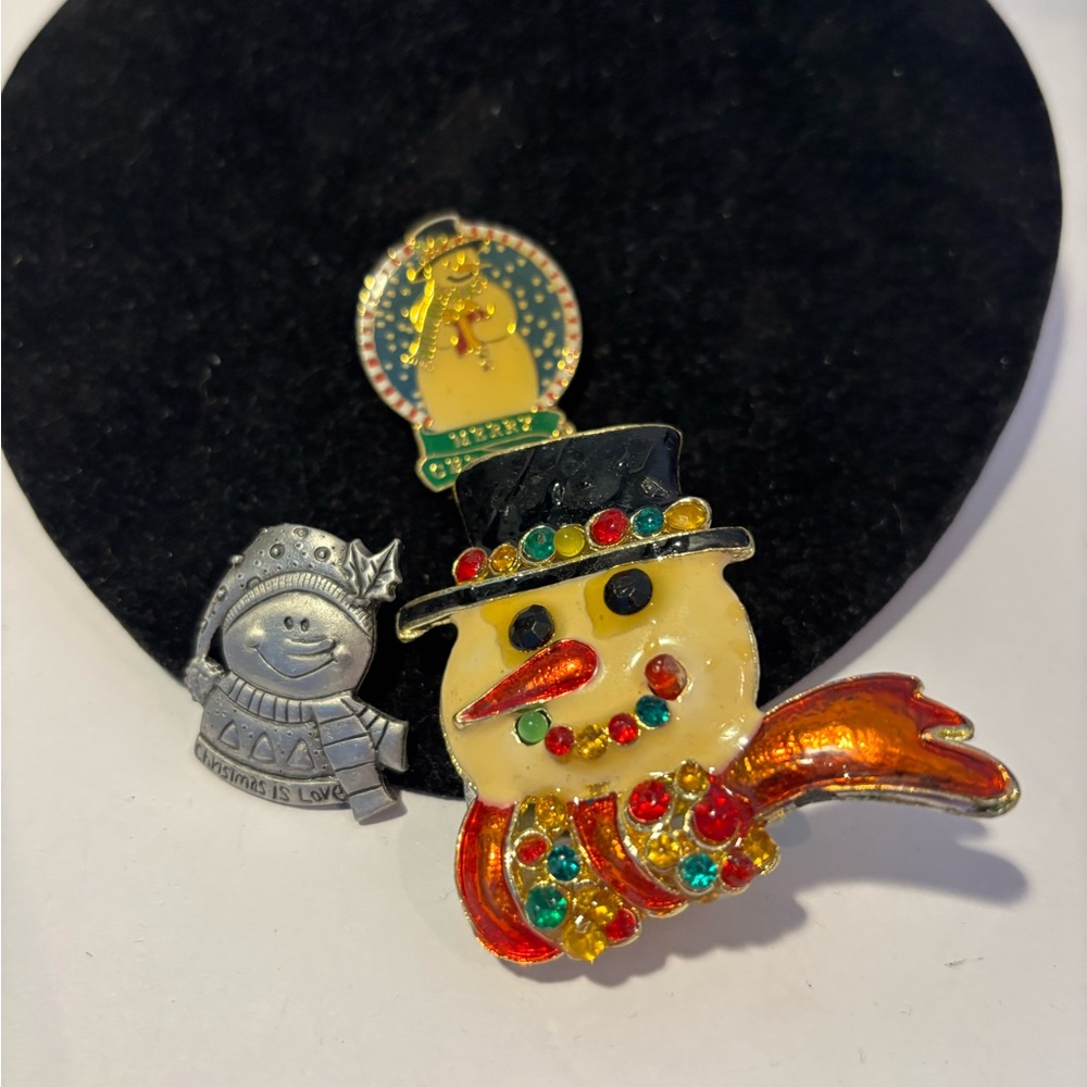 Festive Snowman Brooch Set - Multicolor